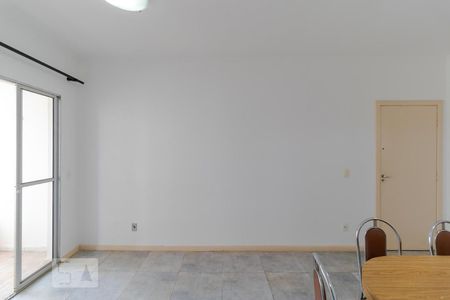 Apartamento à venda com 80m², 3 quartos e 1 vaga Apartamento à venda com 80m², 3 quartos e 1 vagaSalas