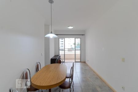 Apartamento à venda com 80m², 3 quartos e 1 vaga Apartamento à venda com 80m², 3 quartos e 1 vagaSalas