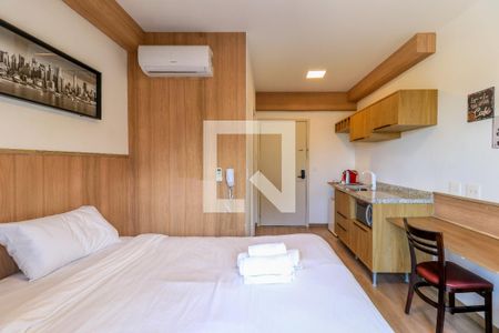Sala/Quarto de kitnet/studio para alugar com 1 quarto, 22m² em Jardim das Acácias, São Paulo