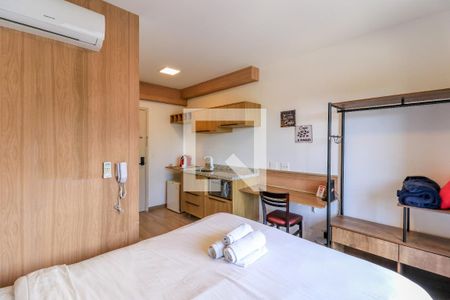 Sala/Quarto de kitnet/studio para alugar com 1 quarto, 22m² em Jardim das Acácias, São Paulo