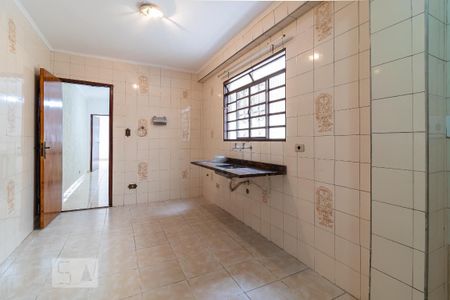 Casa para alugar com 170m², 3 quartos e sem vaga Casa para alugar com 170m², 3 quartos e sem vagaCozinha