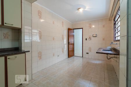 Casa para alugar com 170m², 3 quartos e sem vaga Casa para alugar com 170m², 3 quartos e sem vagaCozinha