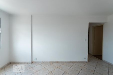 Sala de apartamento para alugar com 2 quartos, 84m² em Vila Romana, São Paulo