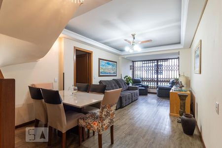 Sala de apartamento à venda com 3 quartos, 220m² em Petrópolis, Porto Alegre