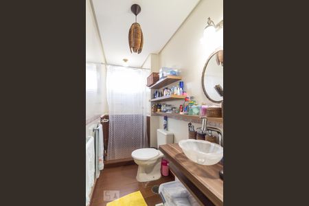 Apartamento à venda com 220m², 3 quartos e 2 vagasBanheiro