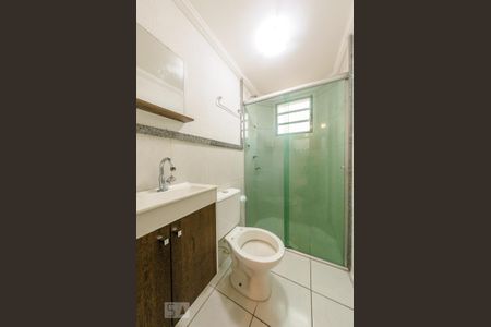Banheiro de apartamento para alugar com 2 quartos, 49m² em Vila Industrial, Campinas