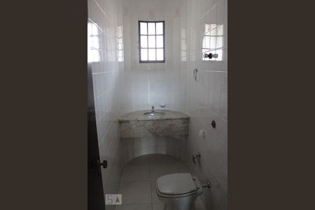 Casa à venda com 450m², 4 quartos e 3 vagasLavabo