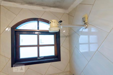 Casa para alugar com 205m², 3 quartos e 5 vagas Casa para alugar com 205m², 3 quartos e 5 vagasBanheiro Suíte 2