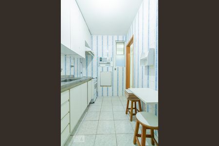 Apartamento para alugar com 89m², 2 quartos e 1 vagaCozinha