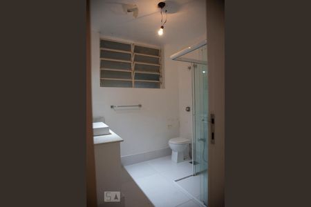 Apartamento para alugar com 330m², 3 quartos e 1 vagaBanheiro 1