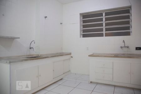 Apartamento para alugar com 330m², 3 quartos e 1 vagaCozinha