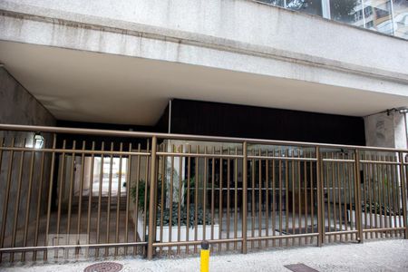 Apartamento para alugar com 330m², 3 quartos e 1 vagaFachada