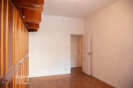 Apartamento para alugar com 330m², 3 quartos e 1 vagaQuarto 1