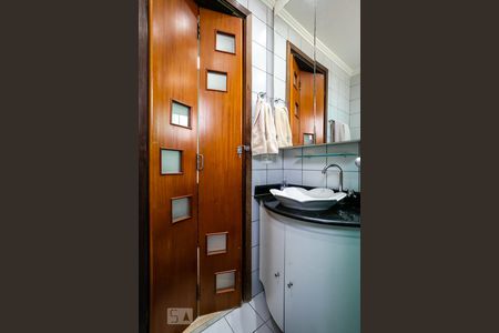 Apartamento à venda com 105m², 3 quartos e 2 vagasBanheiro da Suíte