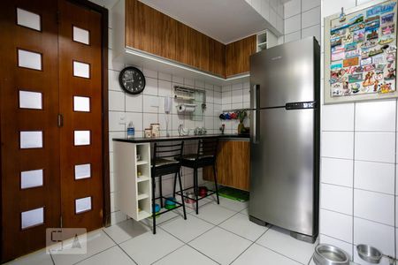 Apartamento à venda com 105m², 3 quartos e 2 vagasCozinha