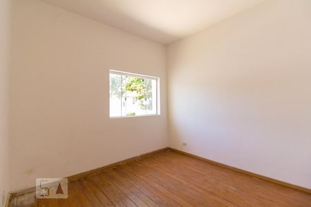 Casa à venda com 200m², 4 quartos e 2 vagas Casa à venda com 200m², 4 quartos e 2 vagasQuarto