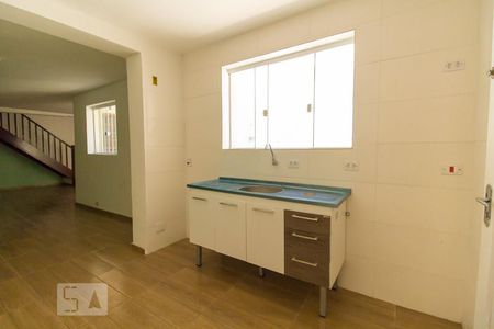 Casa à venda com 200m², 4 quartos e 2 vagas Casa à venda com 200m², 4 quartos e 2 vagasCozinha