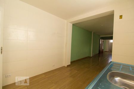 Casa à venda com 200m², 4 quartos e 2 vagas Casa à venda com 200m², 4 quartos e 2 vagasCozinha