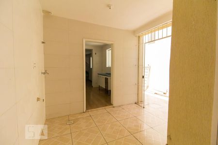 Casa à venda com 200m², 4 quartos e 2 vagas Casa à venda com 200m², 4 quartos e 2 vagasCozinha