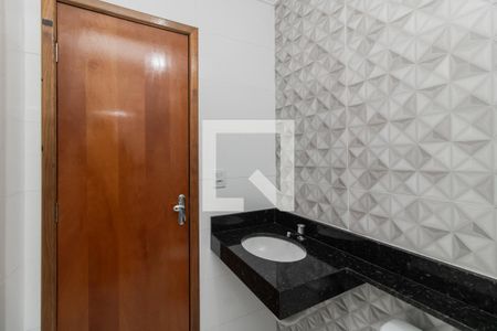 Casa à venda com 180m², 3 quartos e 2 vagas Casa à venda com 180m², 3 quartos e 2 vagasBanheiro da Suíte 2