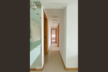 Apartamento à venda com 60m², 3 quartos e 1 vaga Apartamento à venda com 60m², 3 quartos e 1 vagaCorredor