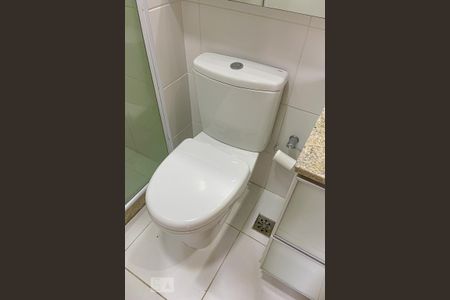 Apartamento à venda com 60m², 3 quartos e 1 vaga Apartamento à venda com 60m², 3 quartos e 1 vagaBanheiro Social