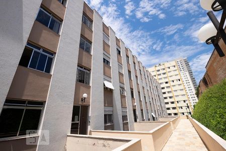 Apartamento à venda com 65m², 2 quartos e 1 vaga Apartamento à venda com 65m², 2 quartos e 1 vagaFachada