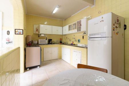 Apartamento à venda com 120m², 2 quartos e sem vagaCozinha