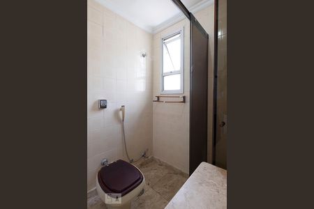 Apartamento para alugar com 90m², 2 quartos e 2 vagasSuíte 1 - Banheiro