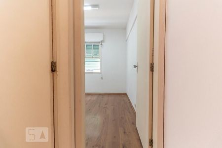 Corredor de apartamento para alugar com 2 quartos, 64m² em Jardim Novo Santo Amaro, São Paulo