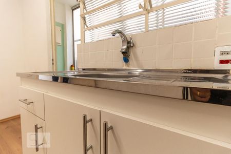 Apartamento para alugar com 64m², 2 quartos e sem vagaCozinha - Torneira