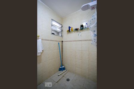 Banheiro da Suíte de casa à venda com 2 quartos, 140m² em Vila Basileia, São Paulo