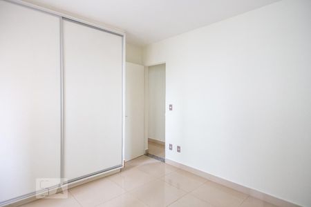 Apartamento para alugar com 75m², 3 quartos e 1 vagaQuarto 2