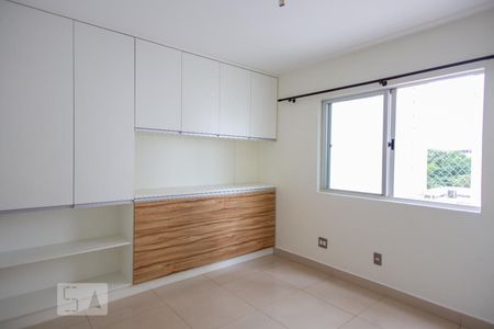 Apartamento para alugar com 75m², 3 quartos e 1 vagaQuarto 2