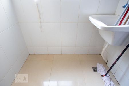 Apartamento para alugar com 75m², 3 quartos e 1 vagaÁrea de Serviço