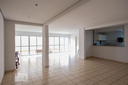 Apartamento para alugar com 75m², 3 quartos e 1 vagaÁrea Comum - Salão de Festas