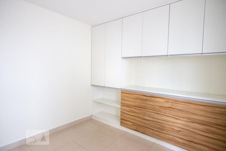 Apartamento para alugar com 75m², 3 quartos e 1 vagaQuarto 2