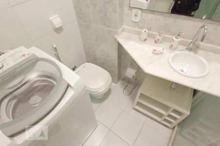 Banheiro Social de apartamento para alugar com 1 quarto, 36m² em Flamengo, Rio de Janeiro