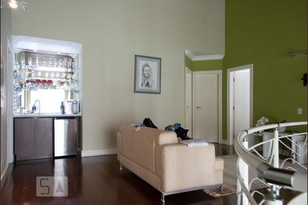 Casa à venda com 600m², 4 quartos e 4 vagasHALL SUPERIOR