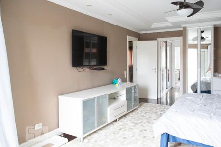 Casa à venda com 600m², 4 quartos e 4 vagasQUARTO 1 SUITE