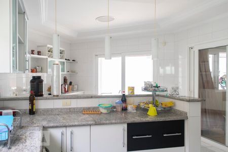 Casa à venda com 600m², 4 quartos e 4 vagasCOZINHA