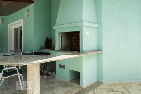 Casa à venda com 600m², 4 quartos e 4 vagasÁrea comum - Churrasqueira