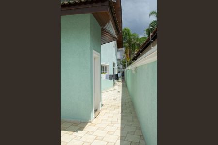 Casa à venda com 600m², 4 quartos e 4 vagasCorredor