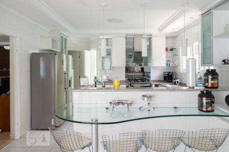 Casa à venda com 600m², 4 quartos e 4 vagasCOZINHA