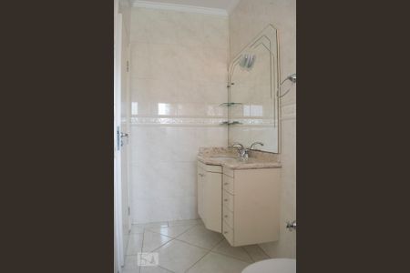 Casa à venda com 600m², 4 quartos e 4 vagasBANHEIRO SUITE 2