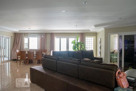 Casa à venda com 600m², 4 quartos e 4 vagasSALA