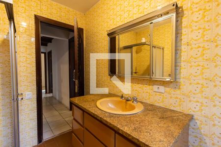 Casa à venda com 400m², 3 quartos e 2 vagasBanheiro