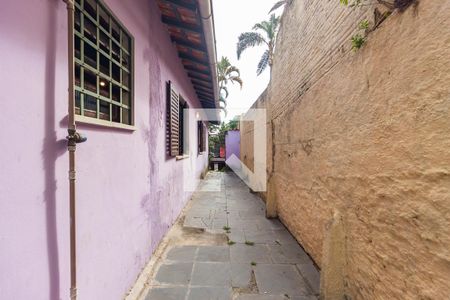 Casa à venda com 400m², 3 quartos e 2 vagasCorredor