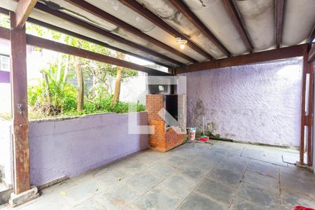 Casa à venda com 400m², 3 quartos e 2 vagasQuintal