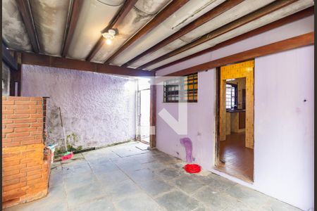 Casa à venda com 400m², 3 quartos e 2 vagasQuintal